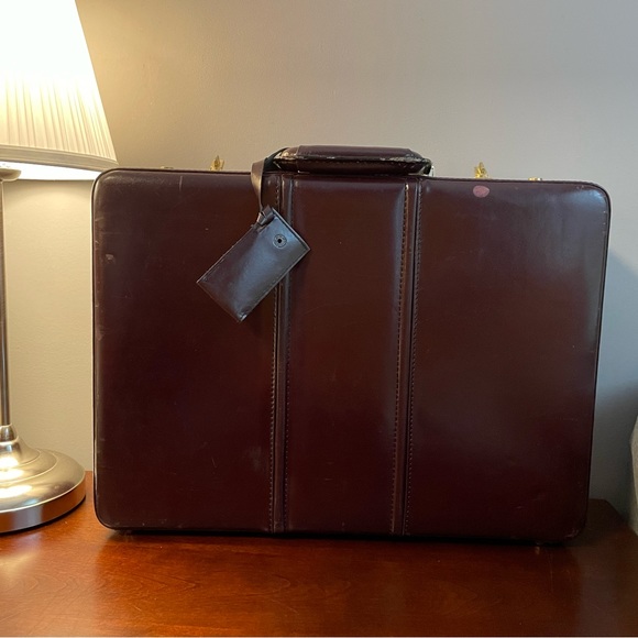 Brown Leather Briefcase - Picture 2 of 7
